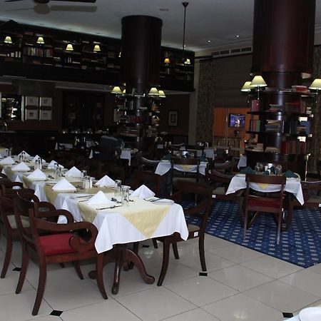 Oakwood Park Hotel Lekki Luaran gambar