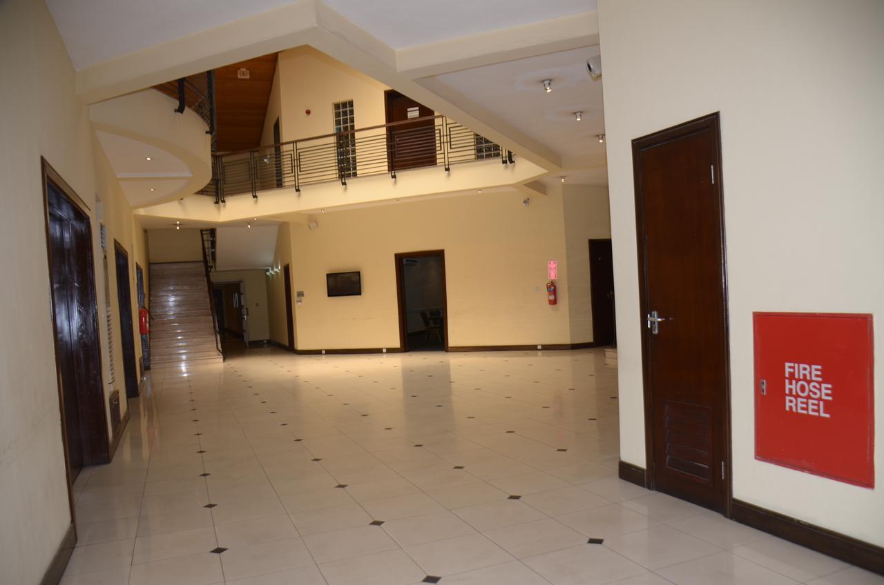 Oakwood Park Hotel Lekki Luaran gambar