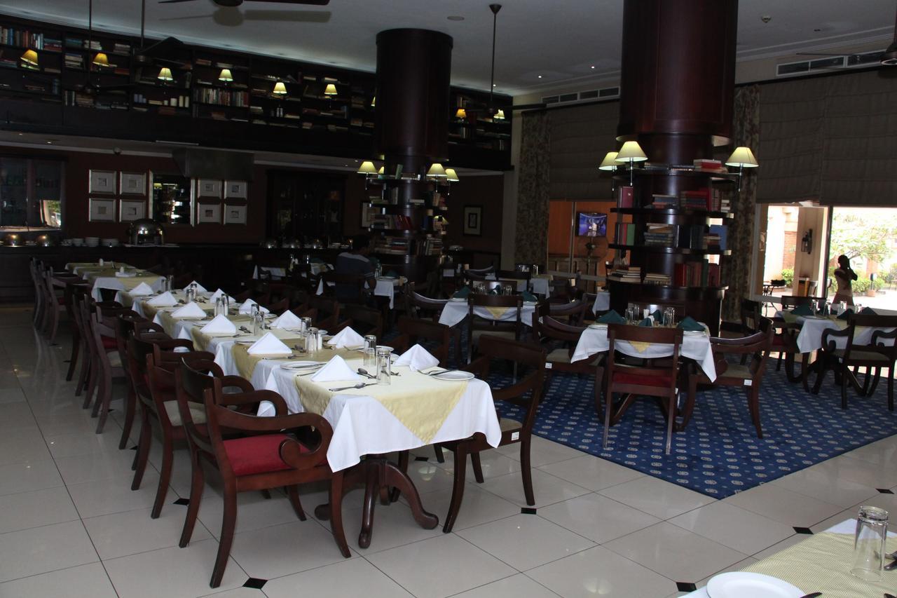 Oakwood Park Hotel Lekki Luaran gambar